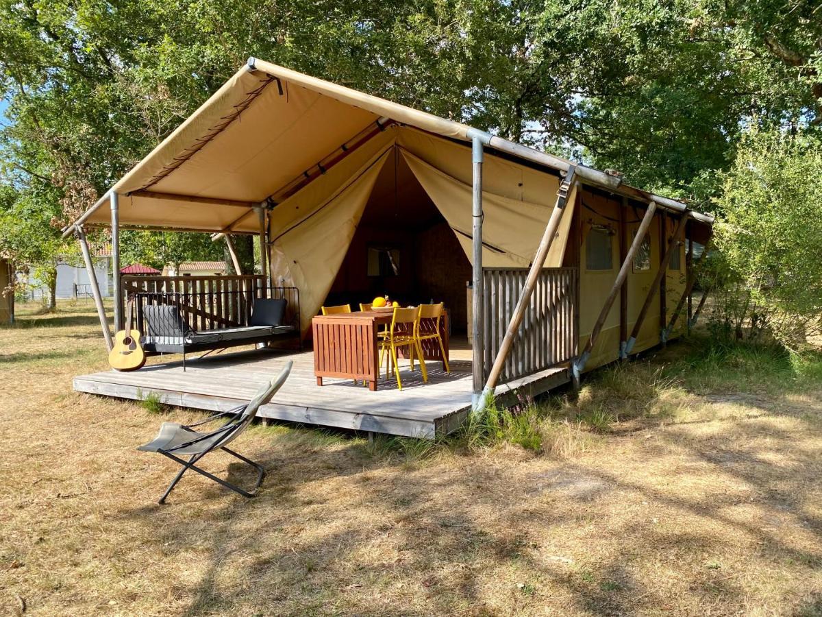 Camping La Kahute - Tente Lodge Au Coeur De La Foret كاركان المظهر الخارجي الصورة