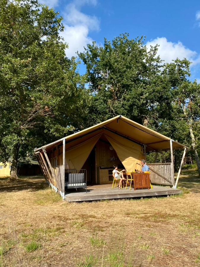 Camping La Kahute - Tente Lodge Au Coeur De La Foret كاركان المظهر الخارجي الصورة