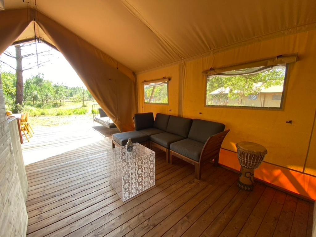 Camping La Kahute - Tente Lodge Au Coeur De La Foret كاركان المظهر الخارجي الصورة